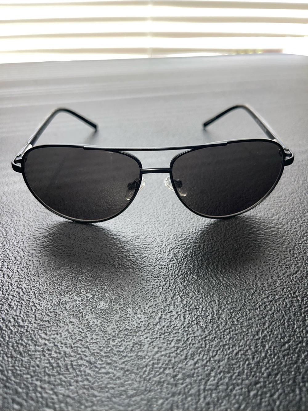Classic Black Aviator Sunglasses - Unbranded